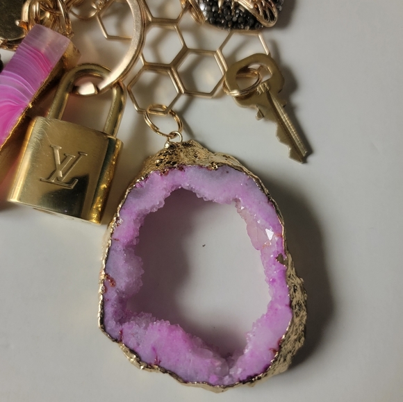 Louis Vuitton lock and key - Picture 8 of 17